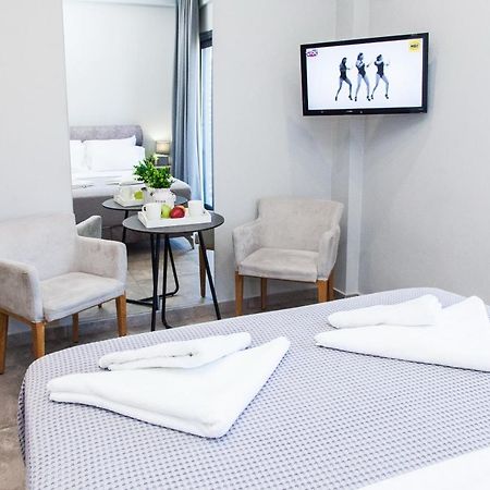דירות אתונה A Spacious Brand New Studio Ideal For 2 A מראה חיצוני תמונה